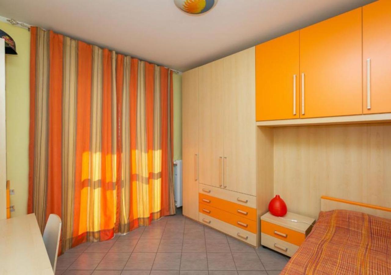 Comfy Cozy Apartment Close To Metro Torino Exterior foto